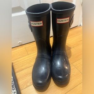 Hunter boots size 6 (never been used)